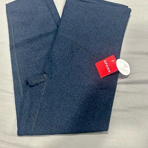 SPANX BootyBoost 7/8 Leggings